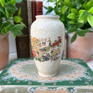 Vintage OMC Ceramic Peacock Floral Porcelain Vase Jar Japan 4”